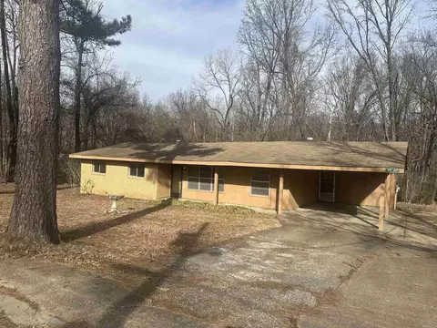 111 Sfc 421, Forrest City, AR 72335