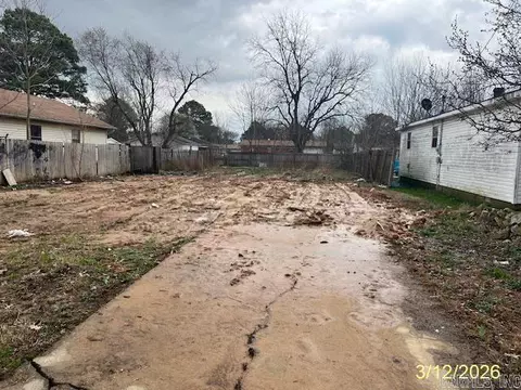 201 S 12th Ave, Paragould, AR 72450