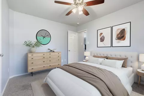 Bedroom - 2421 Kenneth Dr, Benton, AR 72015 photo 8 of 15