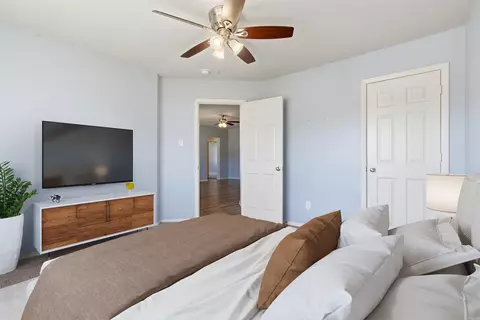 Bedroom - 2421 Kenneth Dr, Benton, AR 72015 photo 6 of 15