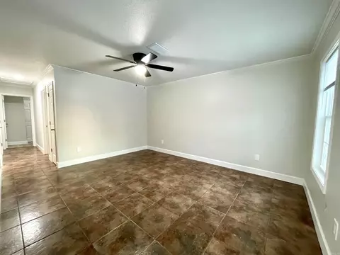 Living - 532 Smith St, Trumann, AR 72472 photo 1 of 3