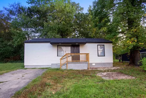 7621 W 44th St, Little Rock, AR 72204