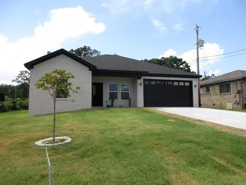 5613 Sonora Dr, North Little Rock, AR 72118
