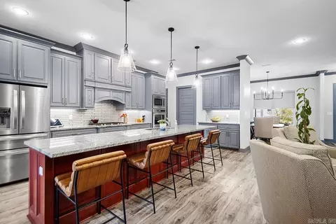 Kitchen - 6756 Hilo Ave, Benton, AR 72019 photo 3 of 6
