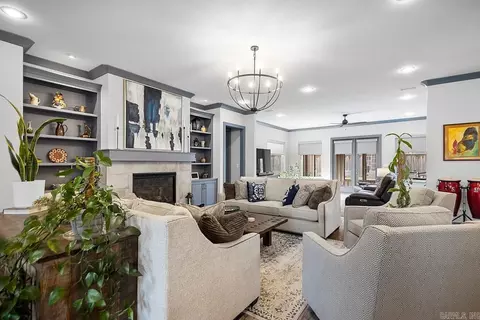 Living - 6756 Hilo Ave, Benton, AR 72019 photo 2 of 5