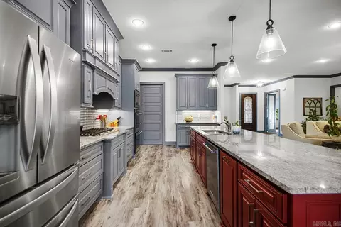 Kitchen - 6756 Hilo Ave, Benton, AR 72019 photo 4 of 6