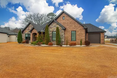 Exterior - 6756 Hilo Ave, Benton, AR 72019 photo 4 of 15