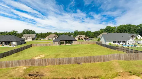 Exterior - 12 Bullet Davis, Greenbrier, AR 72058 photo 6 of 7