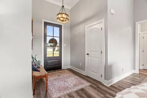 Entry Way - 12 Bullet Davis, Greenbrier, AR 72058 photo 4 of 8