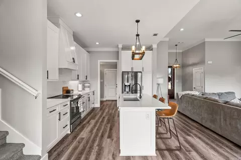 Kitchen - 12 Bullet Davis, Greenbrier, AR 72058 photo 3 of 6