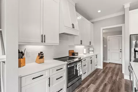 Kitchen - 12 Bullet Davis, Greenbrier, AR 72058 photo 4 of 6