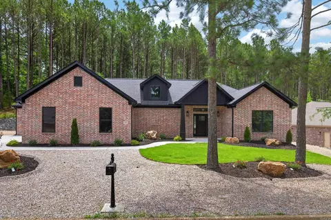 24 Realeza Ct, Hot Springs Village, AR 71909
