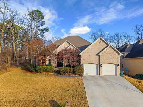 101 Blackburn Dr, Little Rock, AR 72211