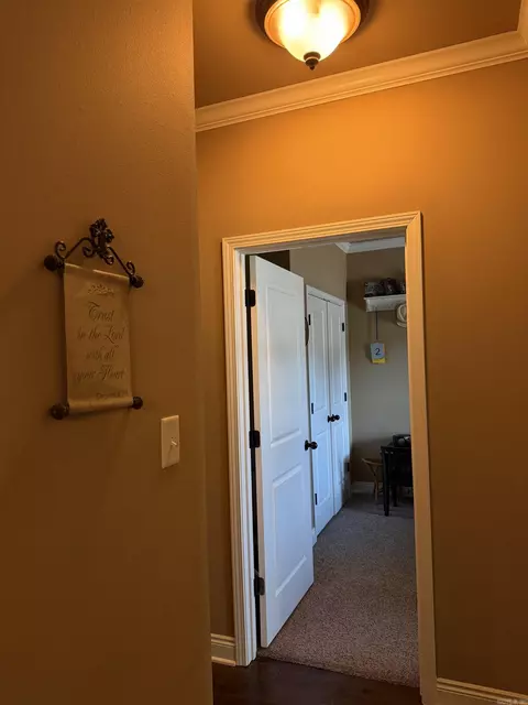 Entry Way - 3702 Buckskin Rd, Benton, AR 72015 photo 2 of 4