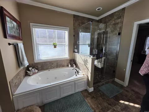 Bath - 3702 Buckskin Rd, Benton, AR 72015 photo 9 of 10