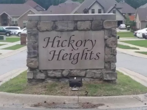3702 Buckskin Rd, Benton, AR 72015