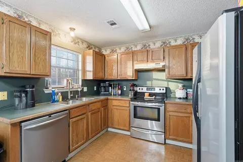 678 Main St, Conway, AR 72032 photo 10