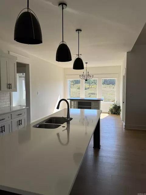 Kitchen - 10568 Gunter Loop, Benton, AR 72019 photo 1 of 1