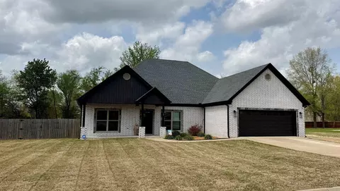 19 Duncan Ln, Vilonia, AR 72173