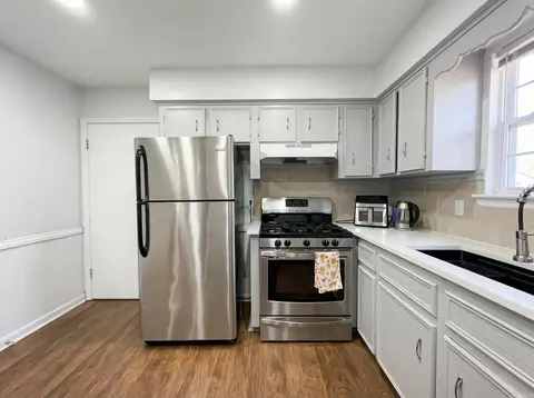 Kitchen - 2102 Justus Loop, Bryant, AR 72022 photo 1 of 2