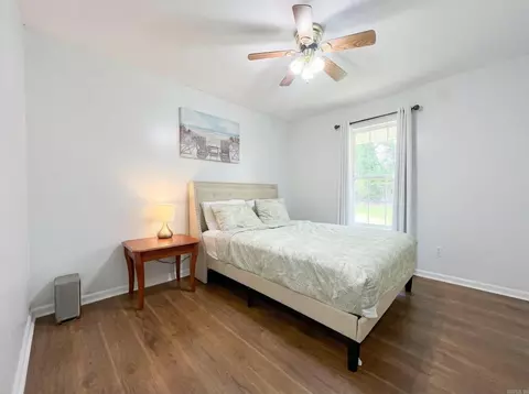 Bedroom - 2102 Justus Loop, Bryant, AR 72022 photo 2 of 3