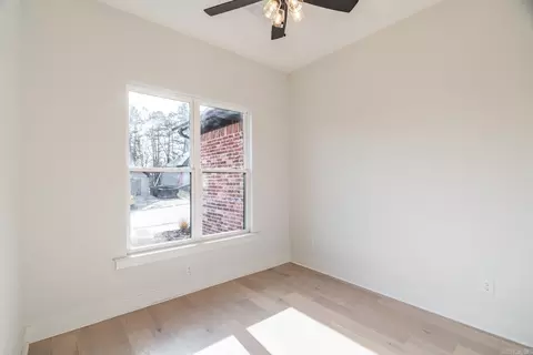 Bedroom - 123 Harmony Village Dr, Haskell, AR 72015 photo 1 of 8