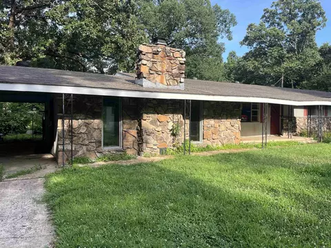 14 Rebel Heights Trl, Highland, AR 72542