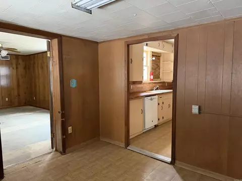 Entry Way - 5280 E Highway 270, Mount Ida, AR 71957 photo 1 of 1