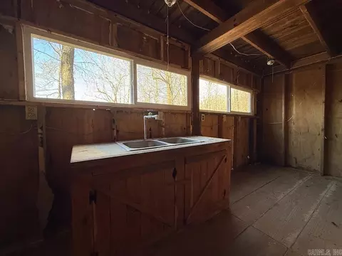Kitchen - Marsena Rd - East, Marshall, AR 72650 photo 1 of 2
