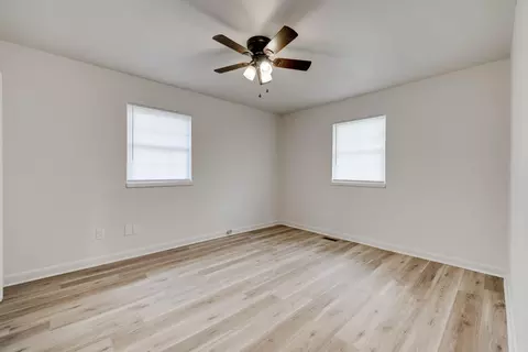Bedroom - 30 Mohawk Dr, Searcy, AR 72143 photo 3 of 6