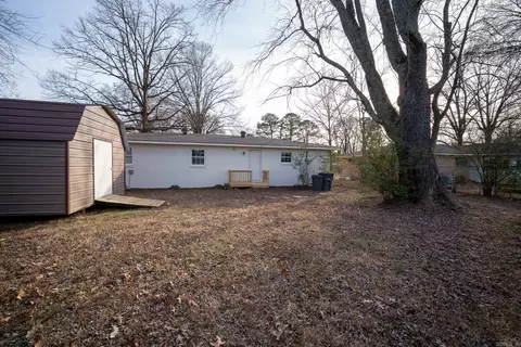 Exterior - 30 Mohawk Dr, Searcy, AR 72143 photo 4 of 5