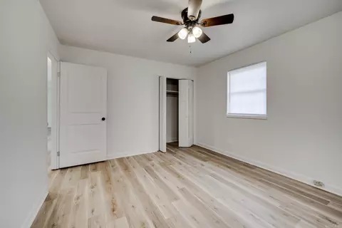 Bedroom - 30 Mohawk Dr, Searcy, AR 72143 photo 4 of 6