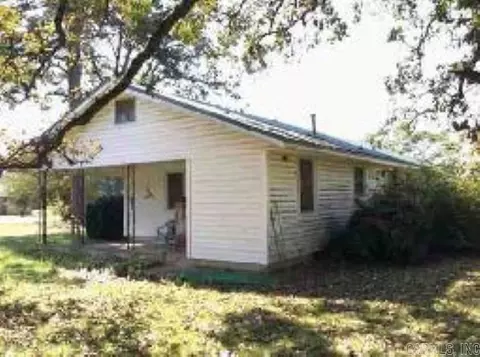 305 E Lindsey St, Havana, AR 72842 photo 3