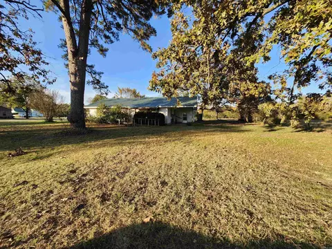 305 E Lindsey St, Havana, AR 72842 photo 5