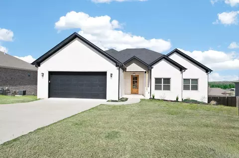 1593 Vista Dr, Cabot, AR 72023