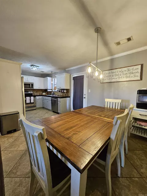 Dining - 19 Alfred Cv, Conway, AR 72034 photo 1 of 2