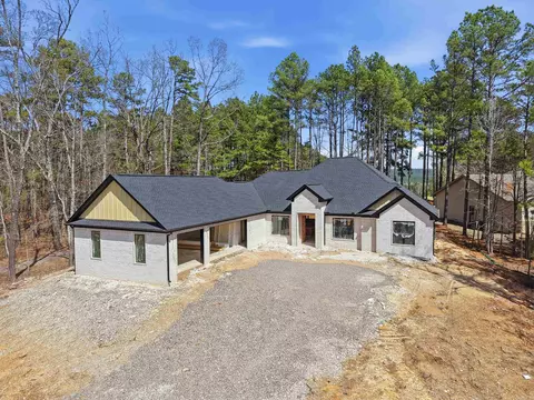 81 Elcano Dr, Hot Springs Village, AR 71909