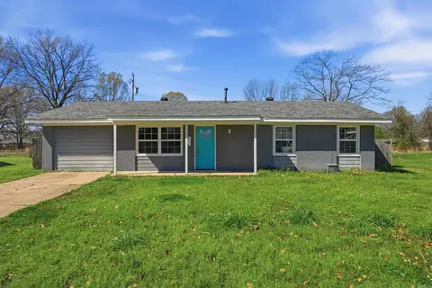 110 Lynn Ln, Lonoke, AR 72086