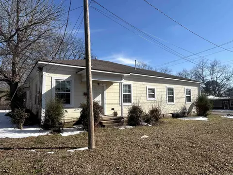 300 E Ctr, Searcy, AR 72143