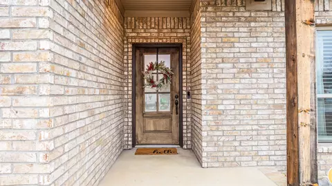Entry Way - 104 Hayden, Beebe, AR 72012 photo 1 of 3