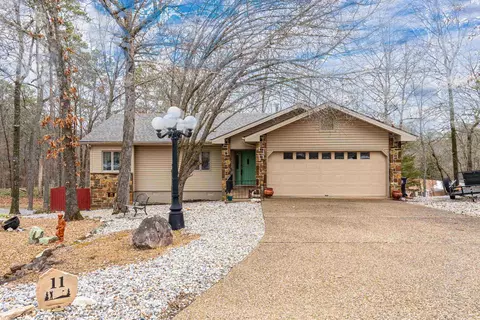 11 Seville Ln, Hot Springs Village, AR 71909