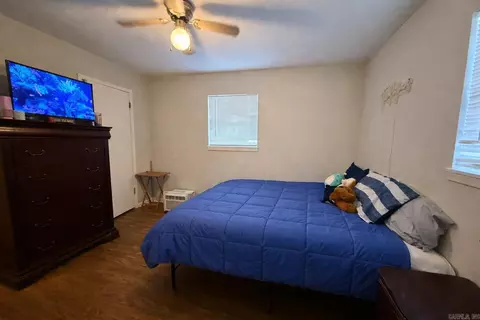 Bedroom - 5110 Faucett Rd, Pine Bluff, AR 71603 photo 4 of 5