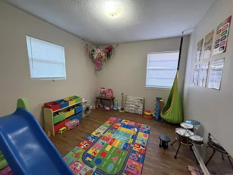 Bedroom - 5110 Faucett Rd, Pine Bluff, AR 71603 photo 2 of 5