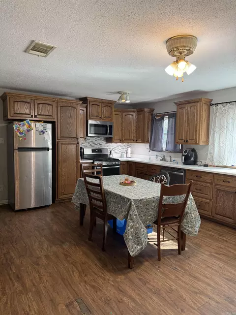 Kitchen - 5110 Faucett Rd, Pine Bluff, AR 71603 photo 1 of 3