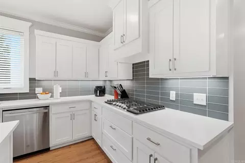Kitchen - 4830 Edgewood Park Dr, Conway, AR 72034 photo 5 of 9