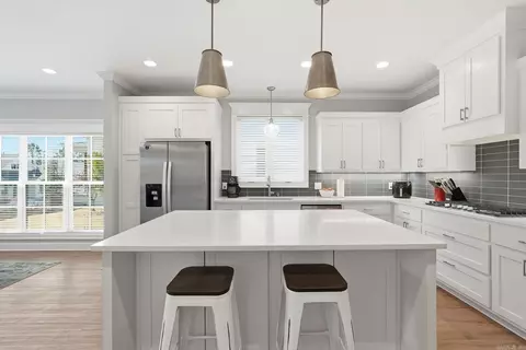 Kitchen - 4830 Edgewood Park Dr, Conway, AR 72034 photo 2 of 9