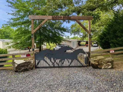 468 Rockdale, Hot Springs, AR 71901