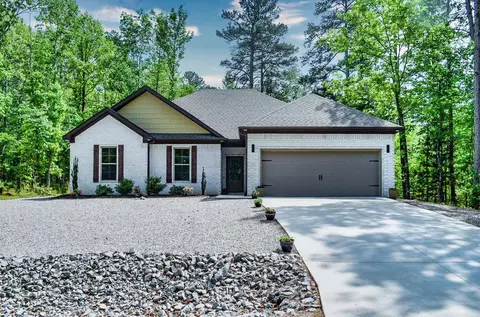 13 Estrella Cir, Hot Springs Village, AR 71909