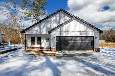 Exterior - 7622 Bunch Rd, Mabelvale, AR 72103 photo 2 of 11