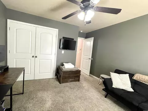 Bedroom - 433 N Willow Ave, Trumann, AR 72472 photo 4 of 6